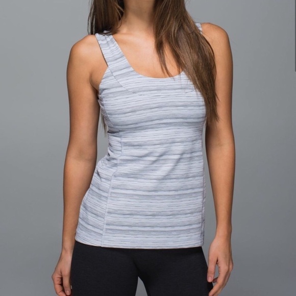 Lululemon athletica scoop back tank top with built in shelf bra size 6 - Picture 1 of 11